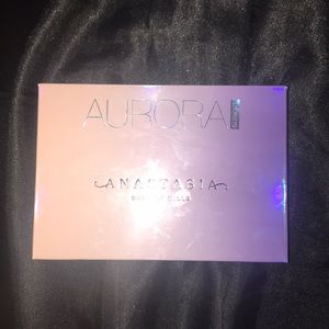 Anastasia Beverly Hills Aurora’s Glow Kit